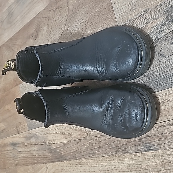 2976 Chelsea Boot Dr Martens - Picture 1 of 5